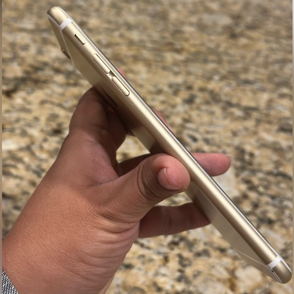 UNLOCKED Apple iPhone 6 Plus 16gb Gold cell - Picture 9 of 12